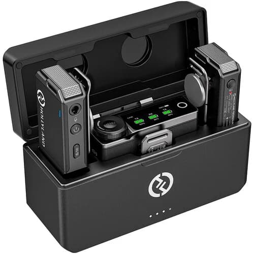 Hollyland LARK Max Duo 2-Person Wireless Microphone System image 1